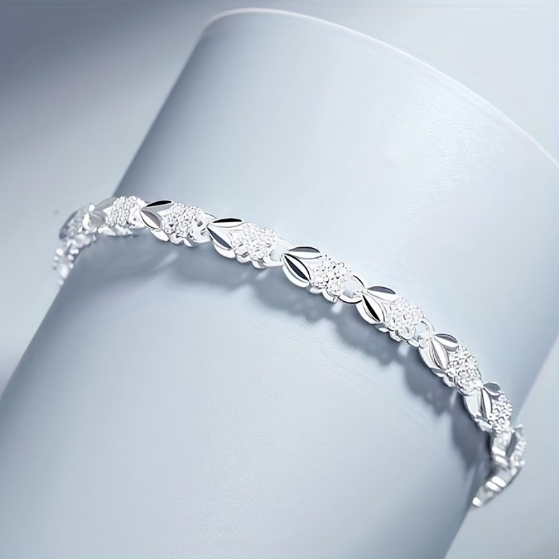 Avenya | Women's refined clover bracelet | Silver