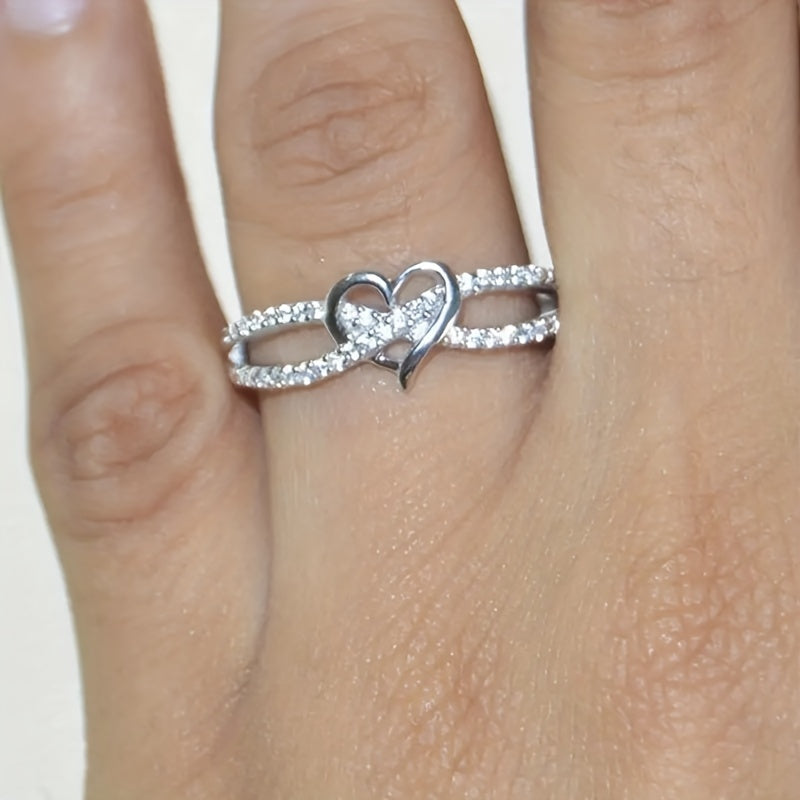 Amelien | Ladies Heart Shaped Infinity Ring | Silver