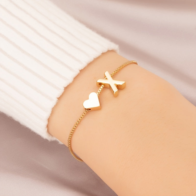 Liora | Women's minimalist heart bracelet with letter beads | Gold
