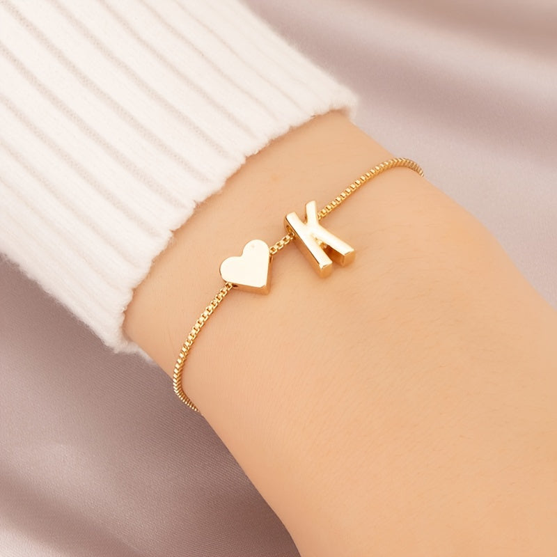 Liora | Women's minimalist heart bracelet with letter beads | Gold