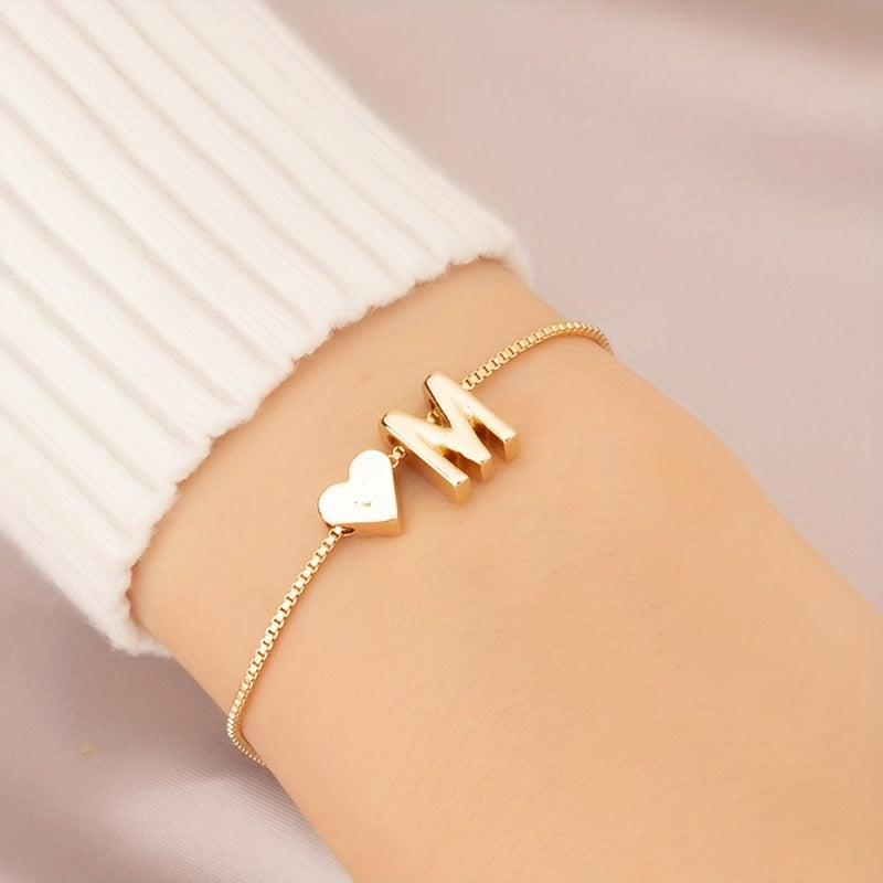 Liora | Women's minimalist heart bracelet with letter beads | Gold