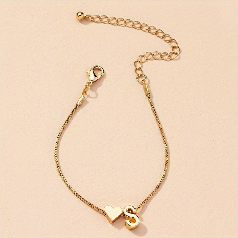 Liora | Women's minimalist heart bracelet with letter beads | Gold