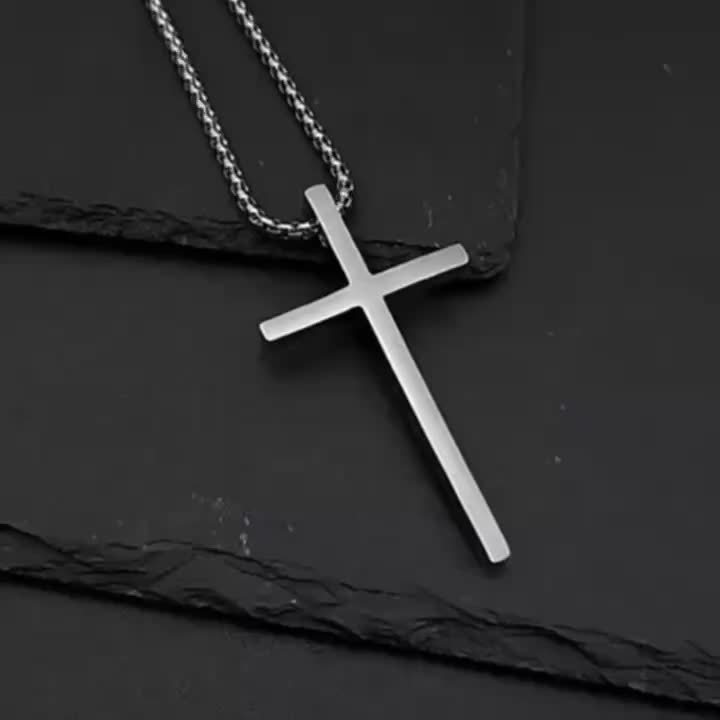 Cravello | Unisex Minimalist Cross Pendant Necklace | Silver