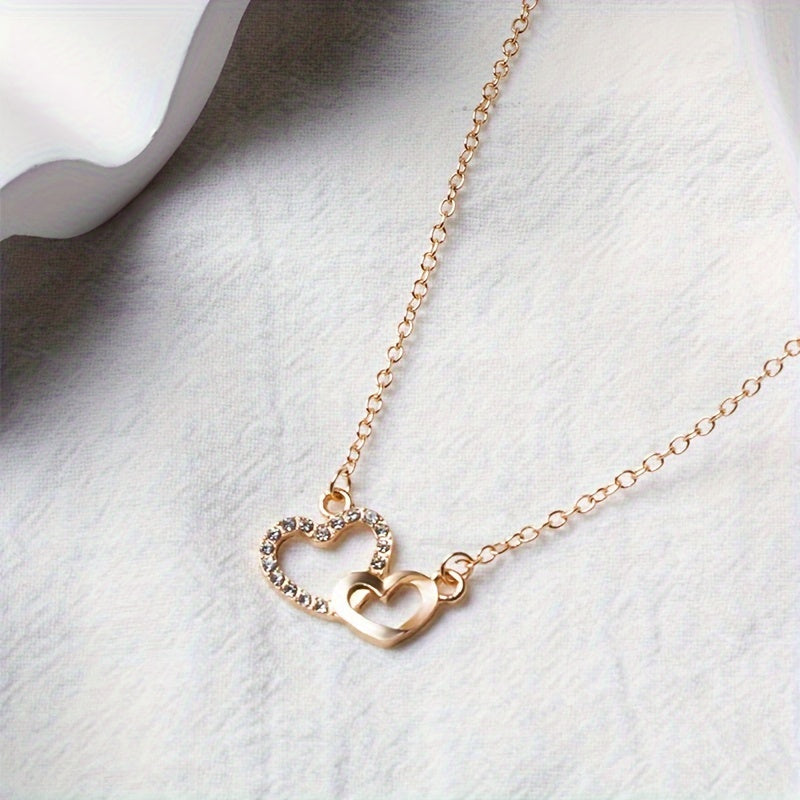 Valoria | Women's romantic heart necklace with rhinestones | Gold yellow