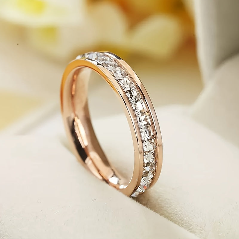 Celestina | Ladies refined engagement ring | Silver