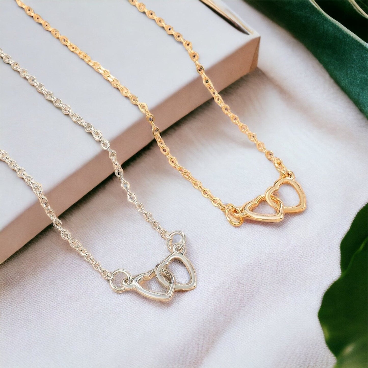 Amora Charms | Minimalist Anklet | Romantic