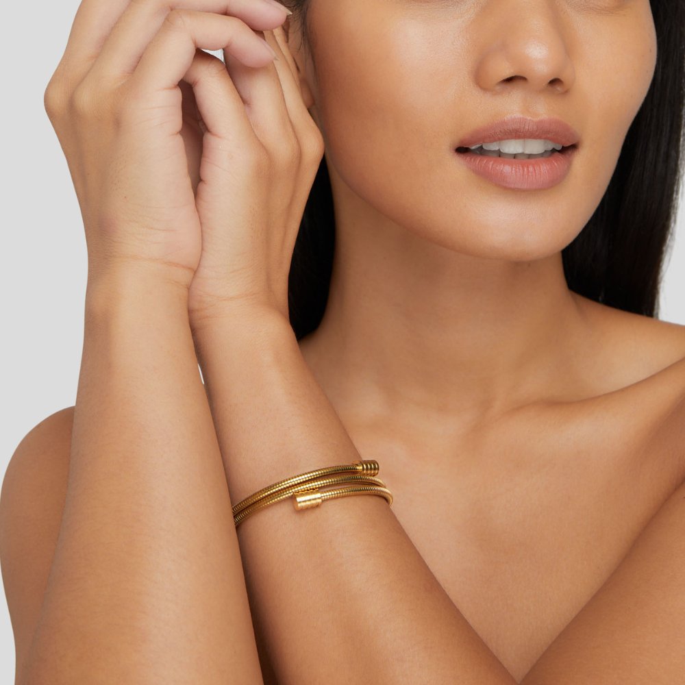 Aurora Luxe | Twisted Bracelet | Stylish