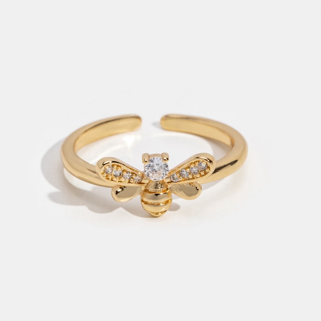 Crystal and Gold Bee Ring by HorizonElegance | Ring Enchanting