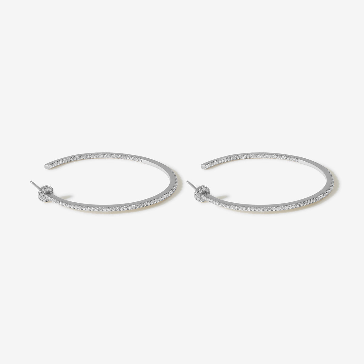 Charlotte - round earrings for modern women