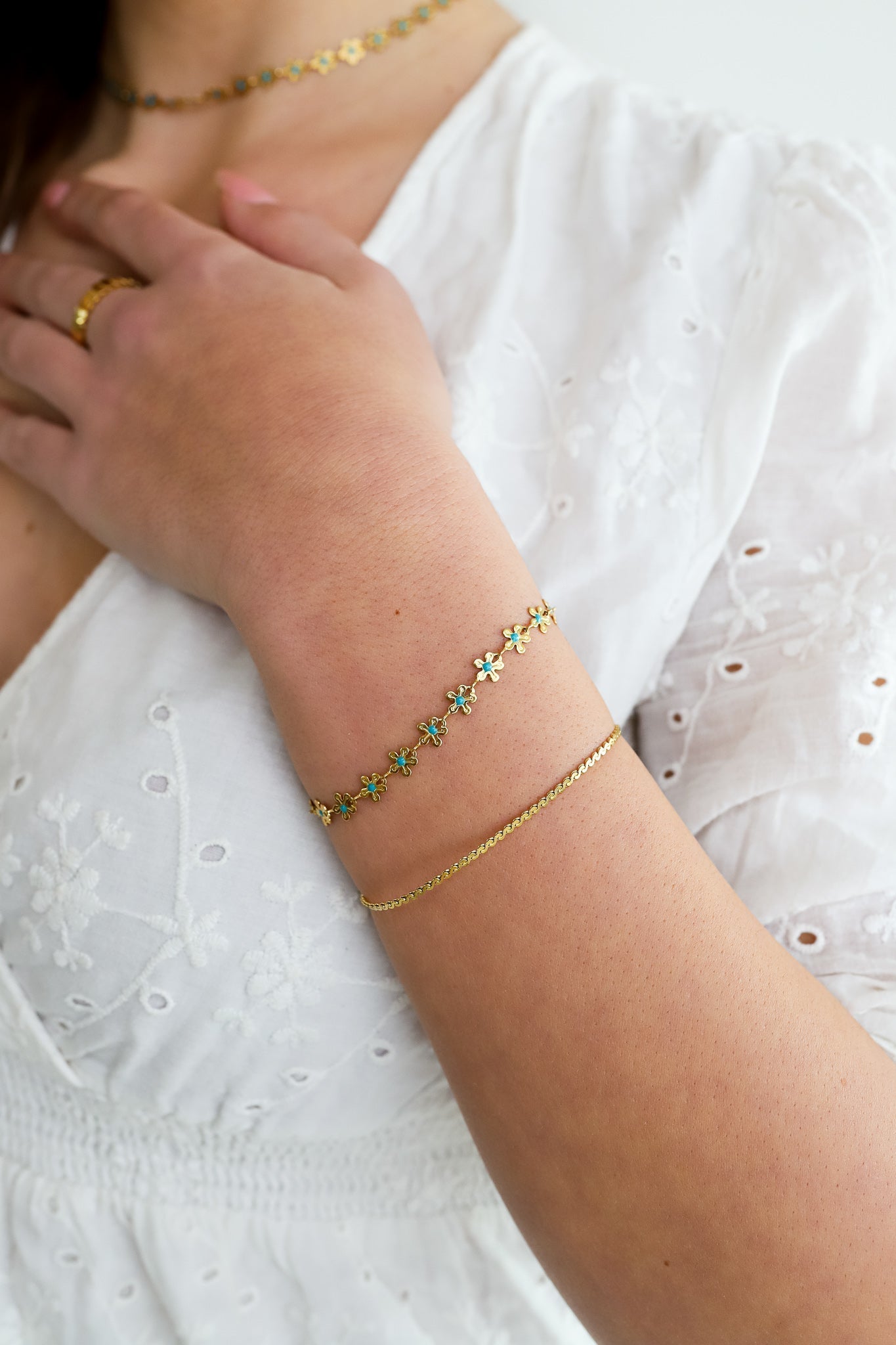 Serelina | Women's elegant zirconia bracelet | Gold