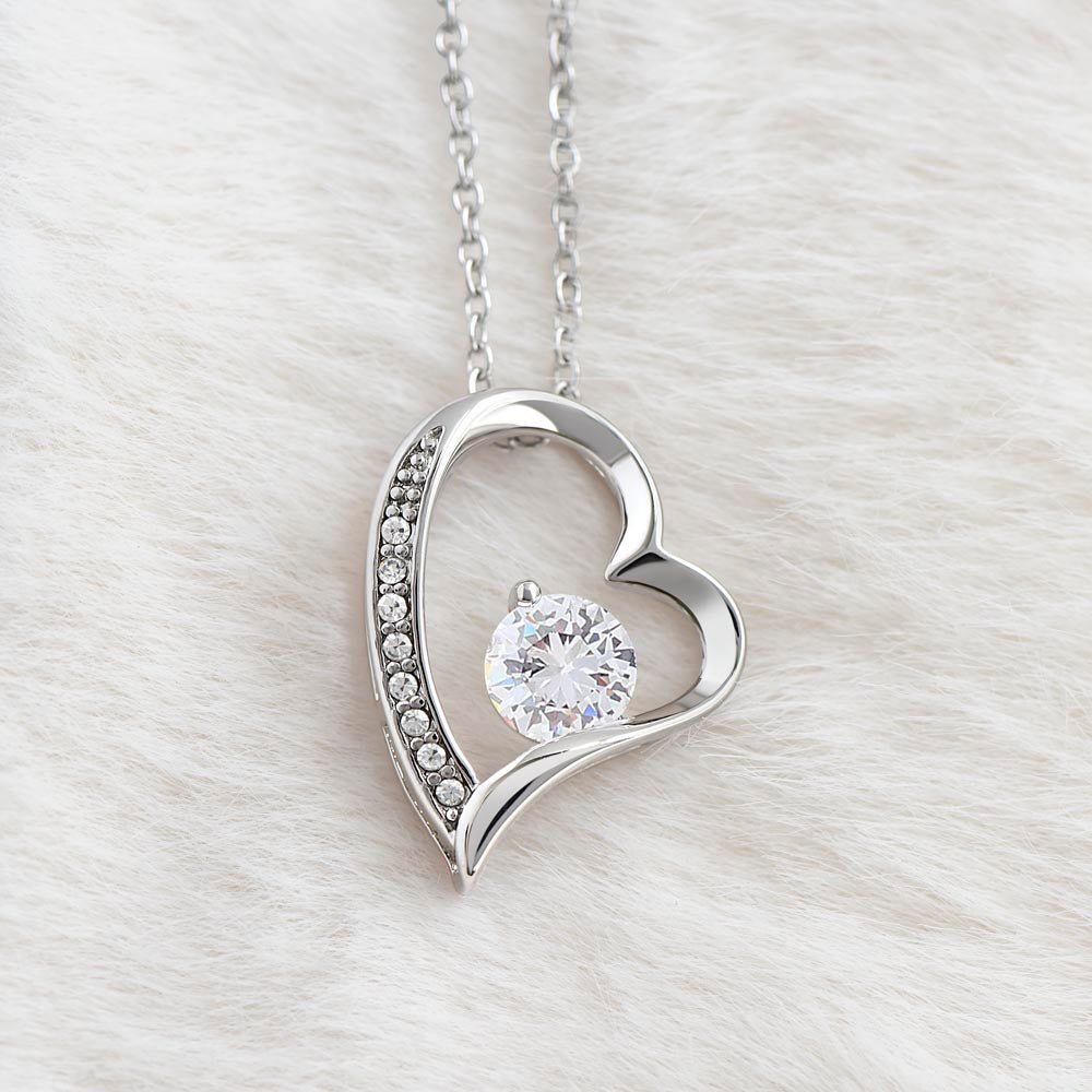 Lumière Amour | Heart-shaped Necklace | Timeless Romantic