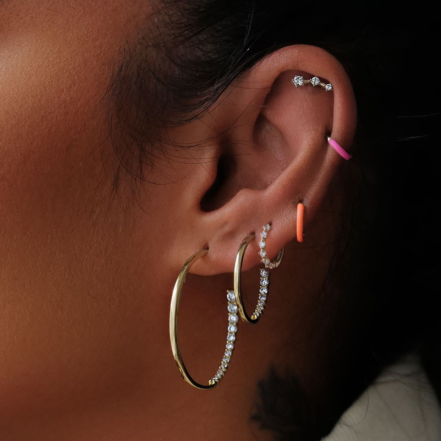 Adele - Gold Hoop Earrings with Rhinestones