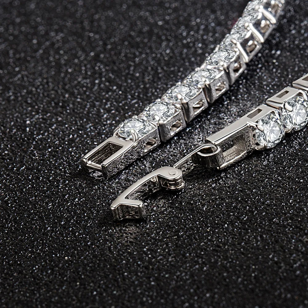 Lunessa | Women's tennis bracelet with zirconia charm | Silver