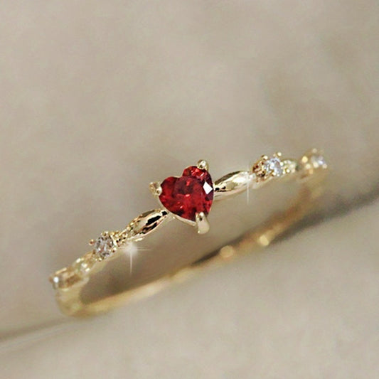 Amorelia | Women's romantic engagement ring with heart-shaped stone | Gold