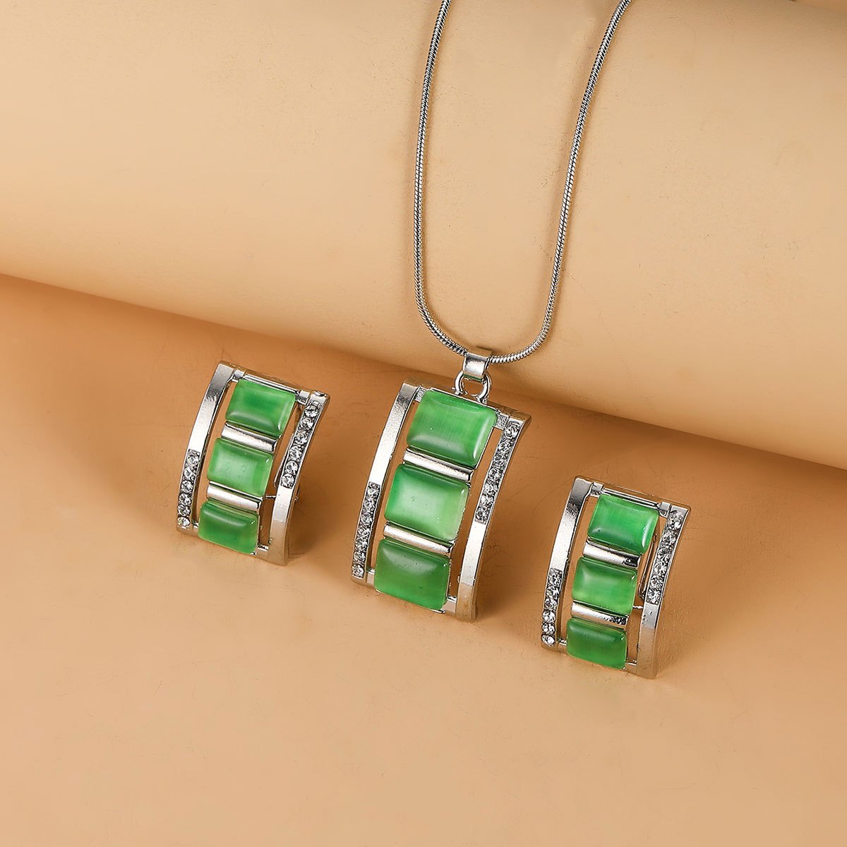 Roseliah | Women's elegant jewelry set with opal and rhinestones | Rose gold & White