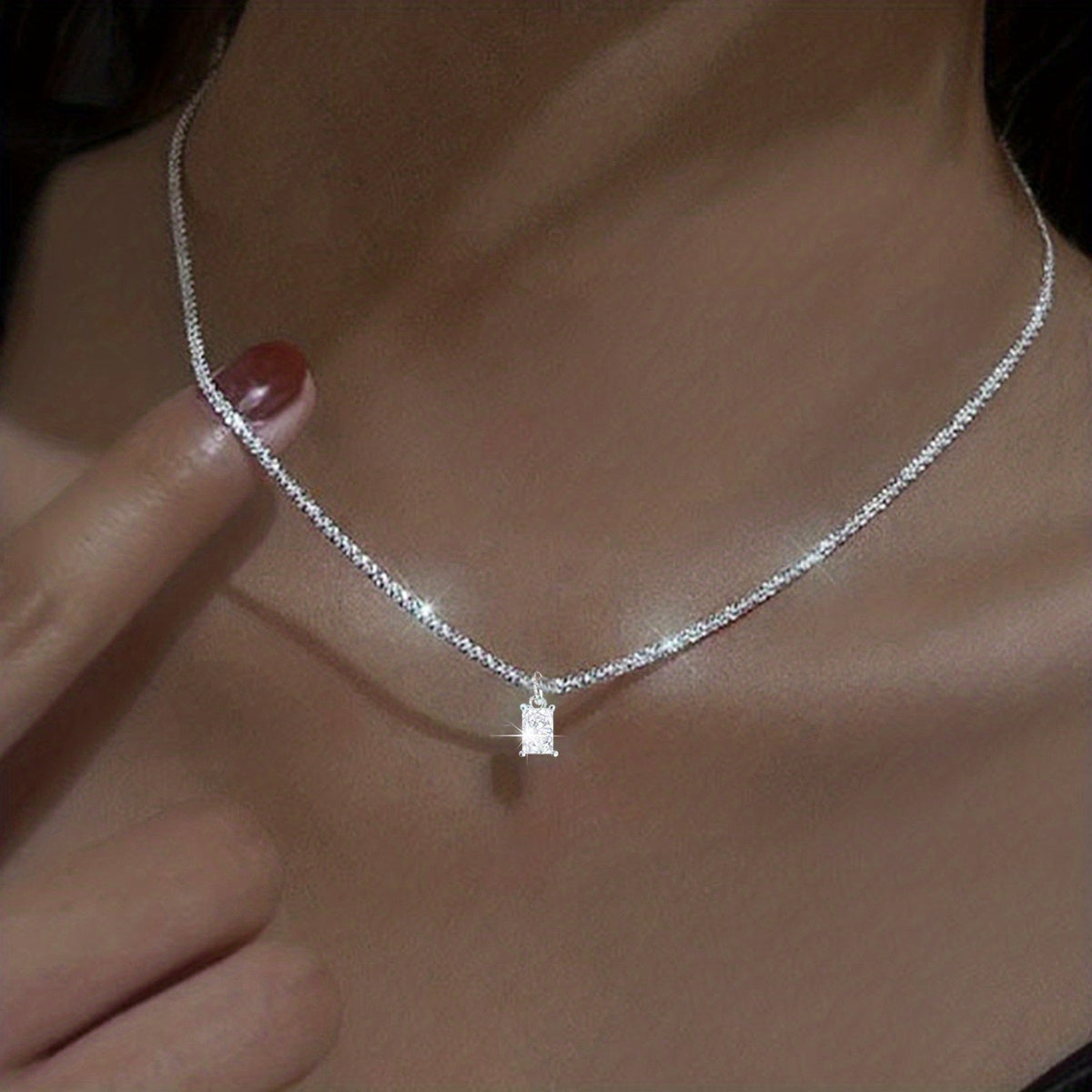 Zerelina | Women's elegant necklace with square cross pendant | Gold