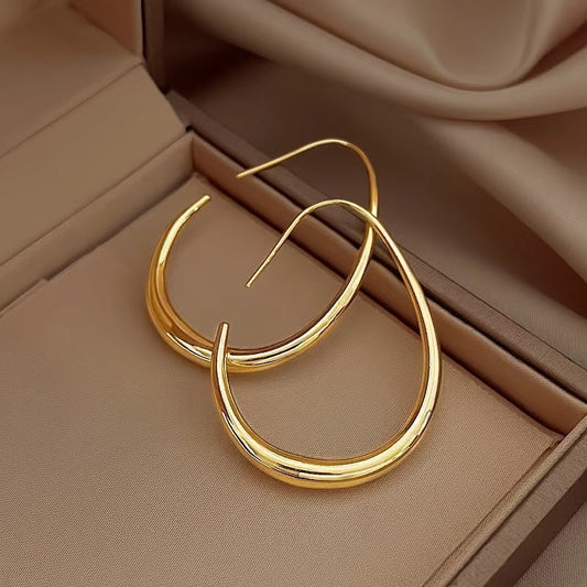 Virella | Women's elegant drop-shaped earrings | Silver