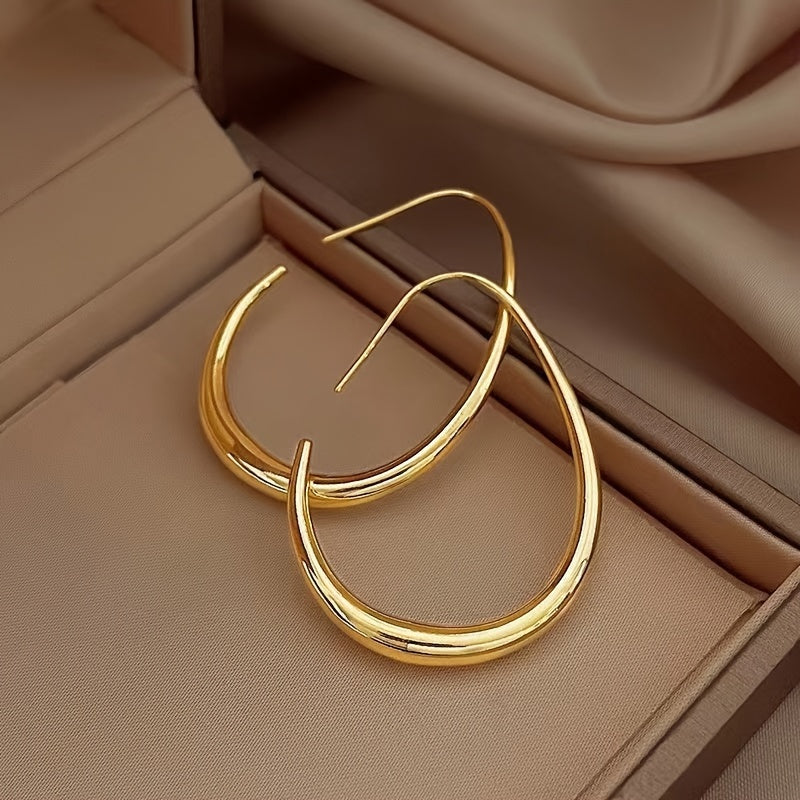 Virella | Women's elegant drop-shaped earrings | Silver