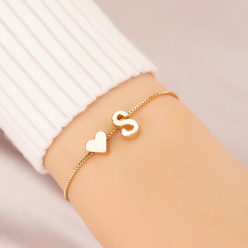 Liora | Women's minimalist heart bracelet with letter beads | Gold