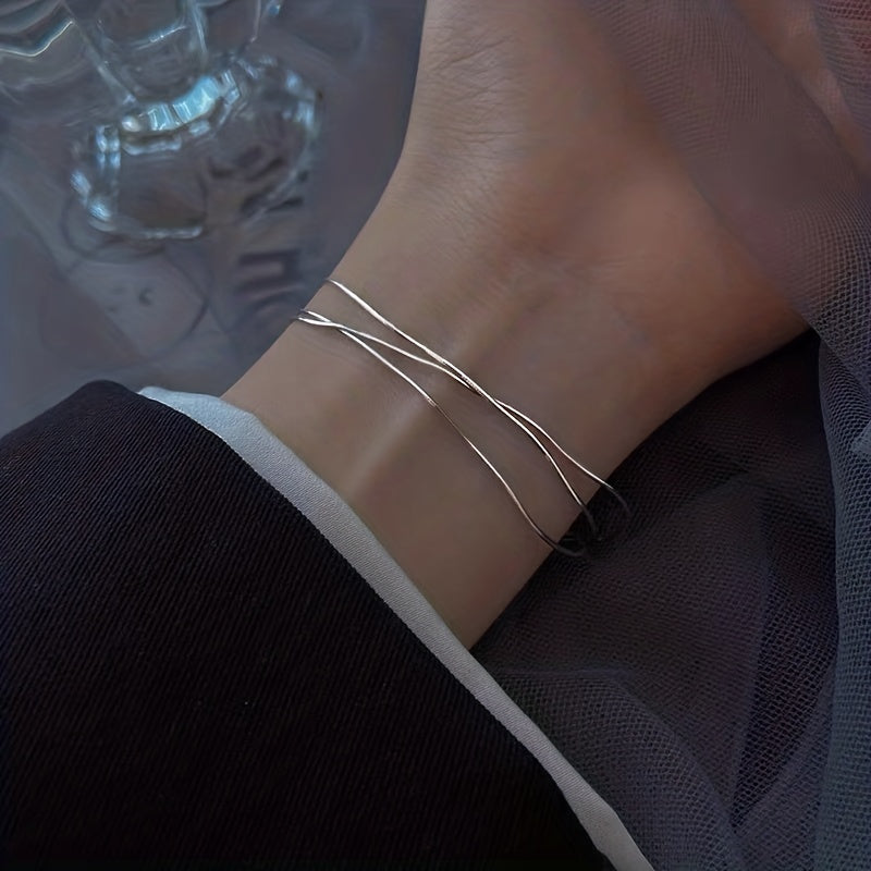 Selina | Ladies triple link bracelet with elegant look | Silver