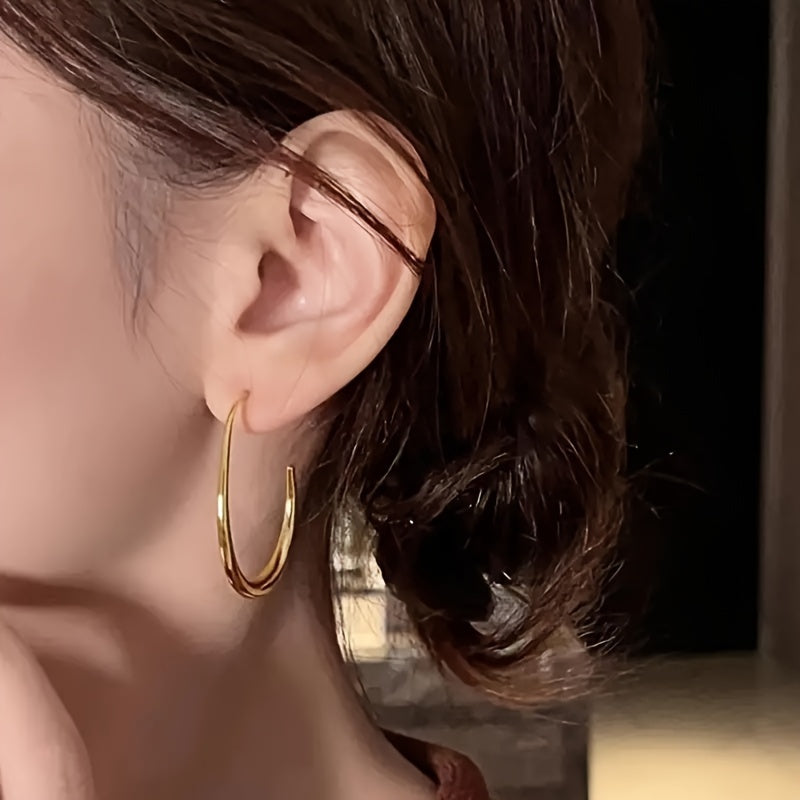 Virella | Women's elegant drop-shaped earrings | Silver